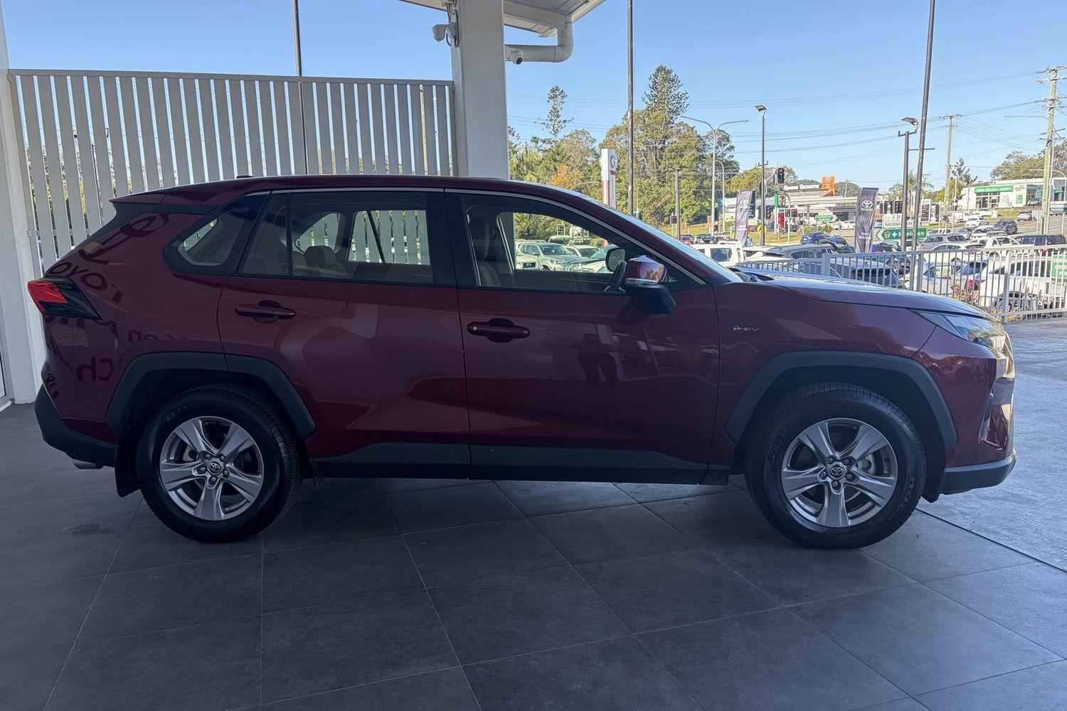 2025 Toyota RAV4 GX AWD in Red