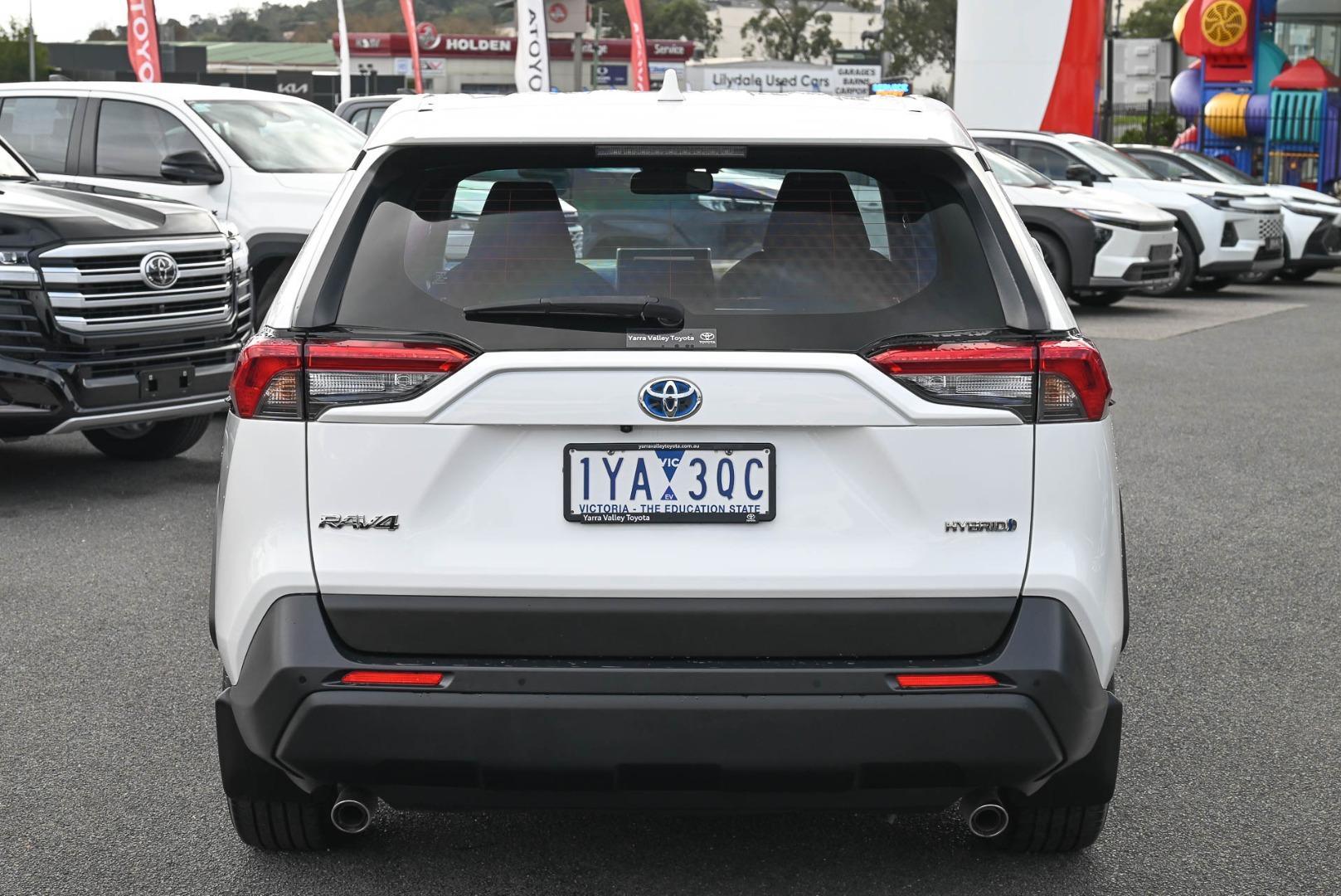 2023 Toyota RAV4 GX AWD in White