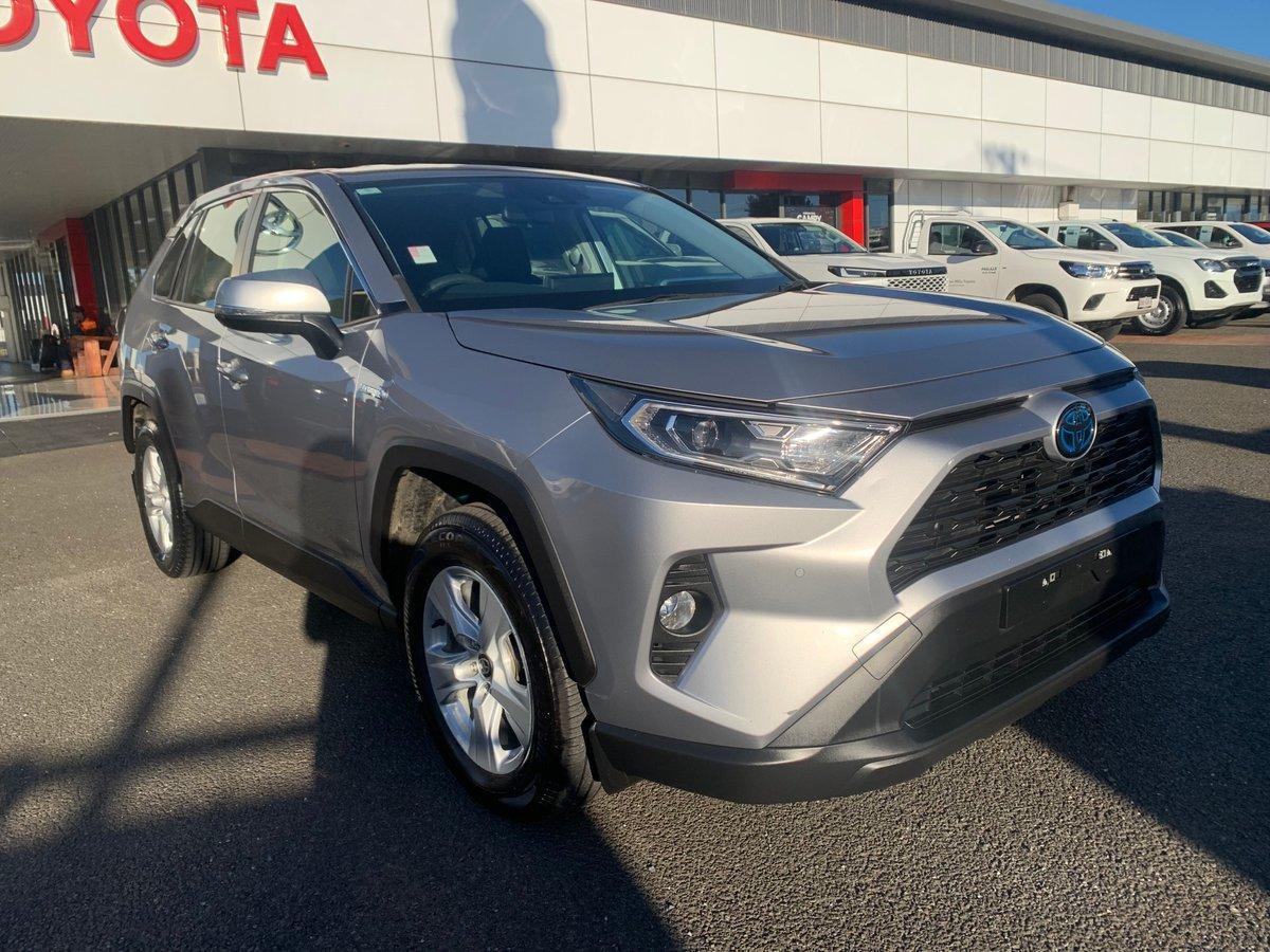 2020 Toyota RAV4 GX in Silver