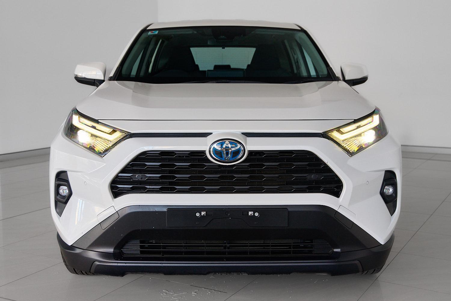 2022 Toyota RAV4 GX AWD in White
