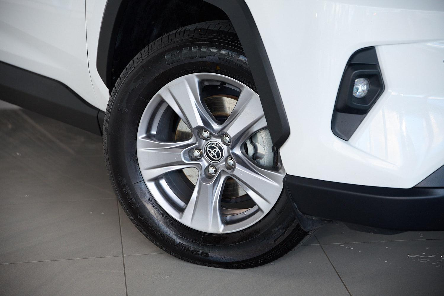 2022 Toyota RAV4 GX AWD in White