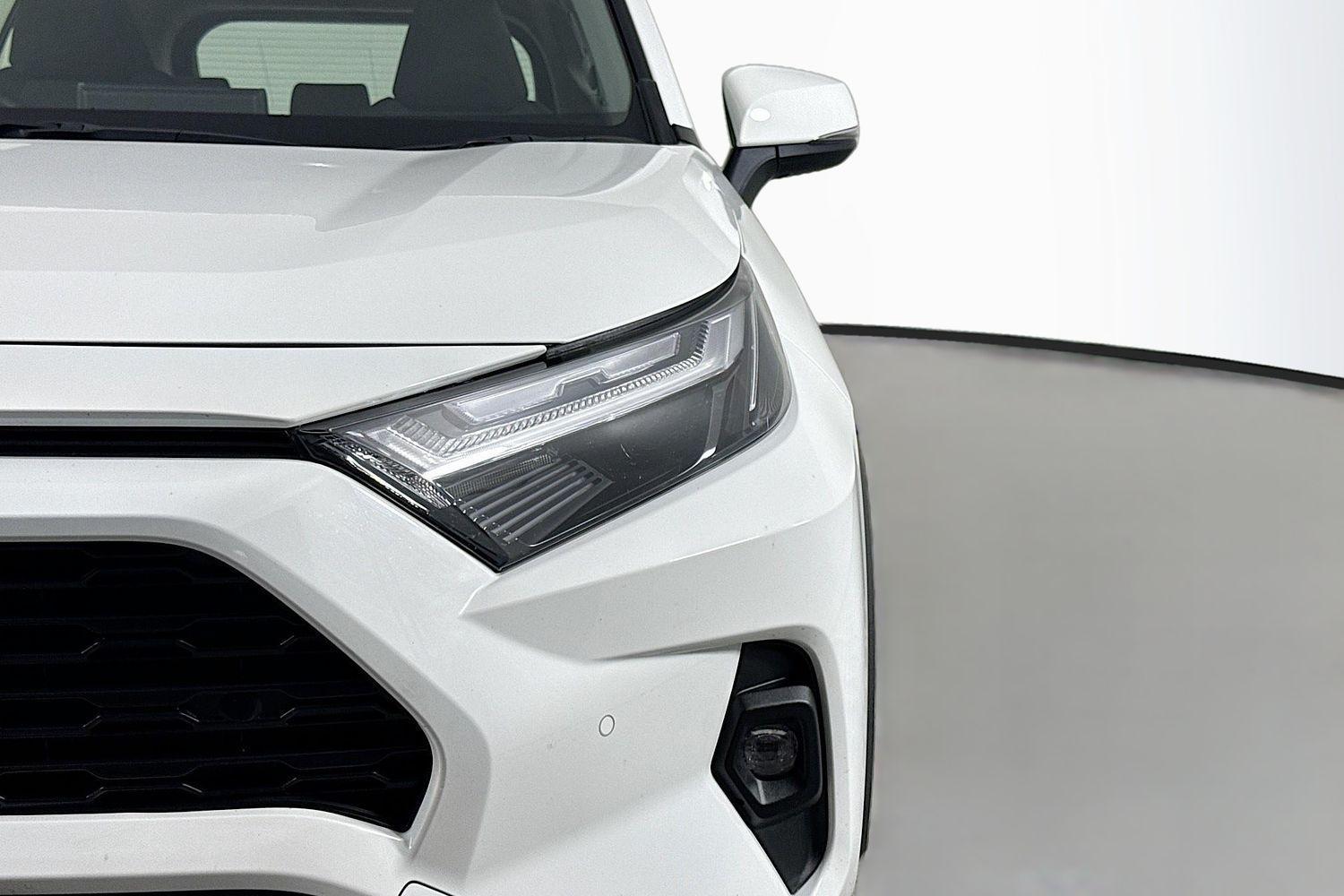 2024 Toyota RAV4 GX AWD in White
