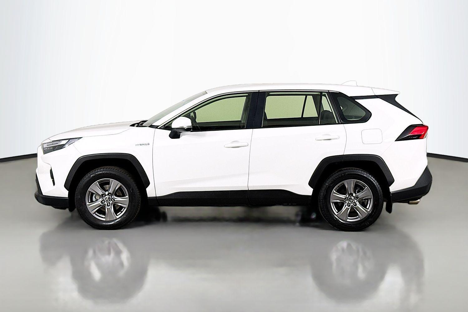 2024 Toyota RAV4 GX AWD in White