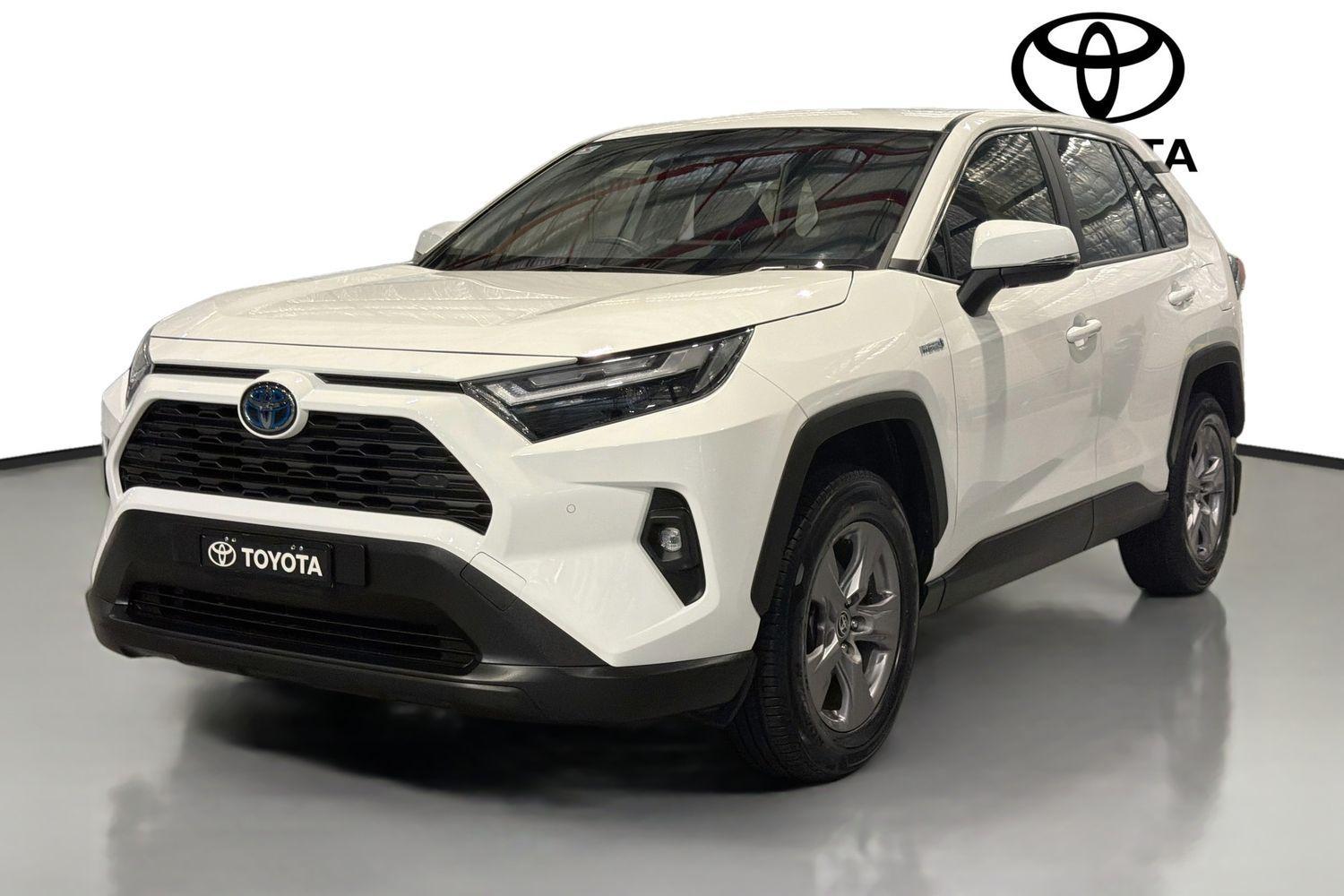 2024 Toyota RAV4 GX AWD in White