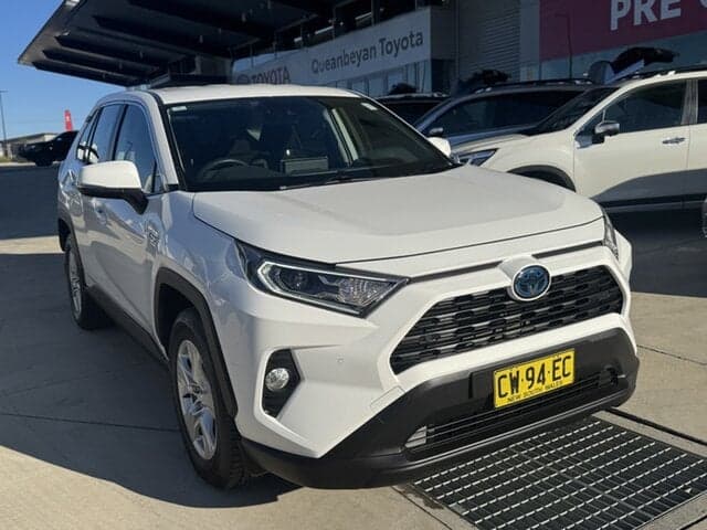 2020 Toyota RAV4 GX in White