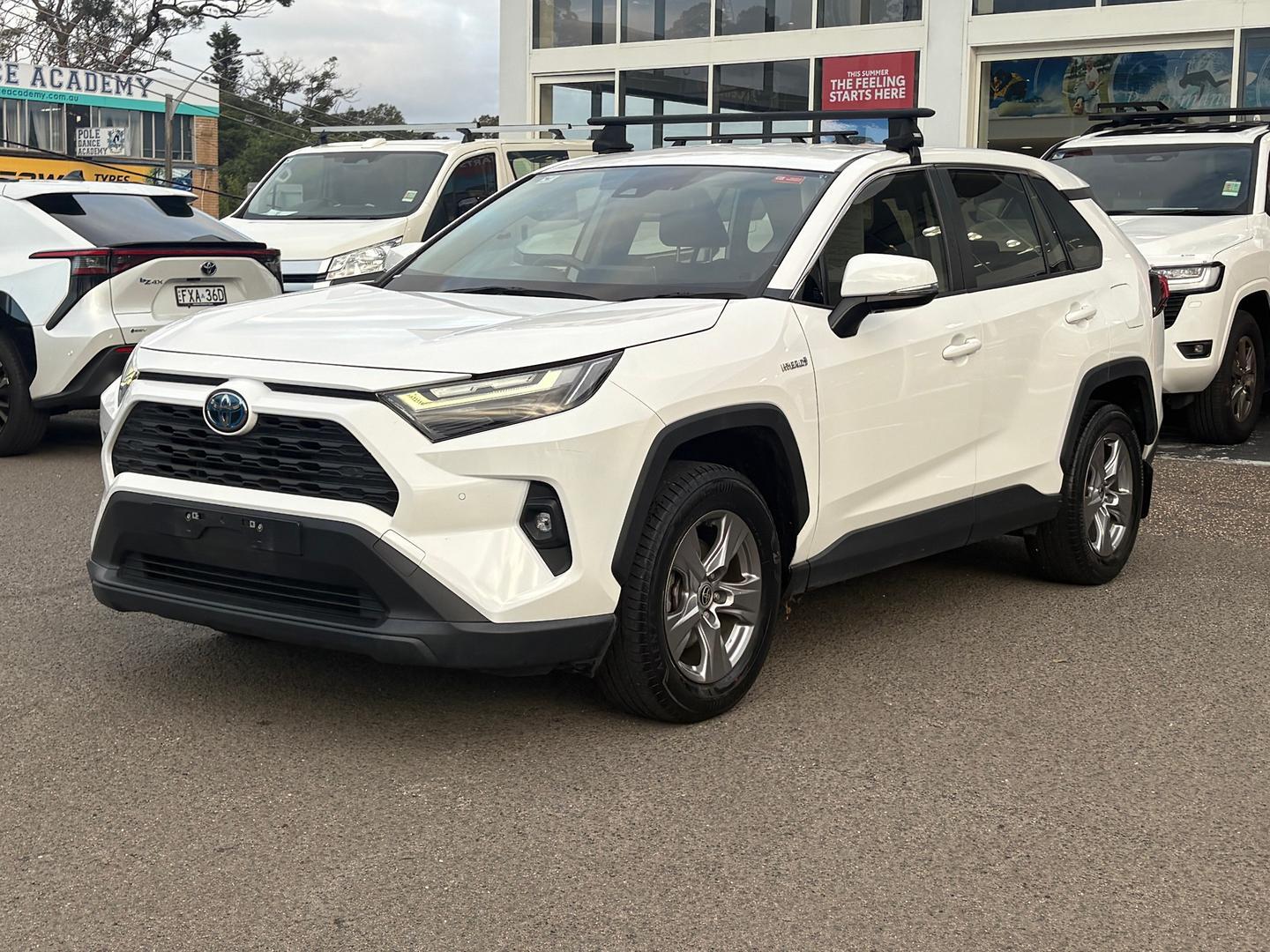 2022 Toyota RAV4 GX AWD in White