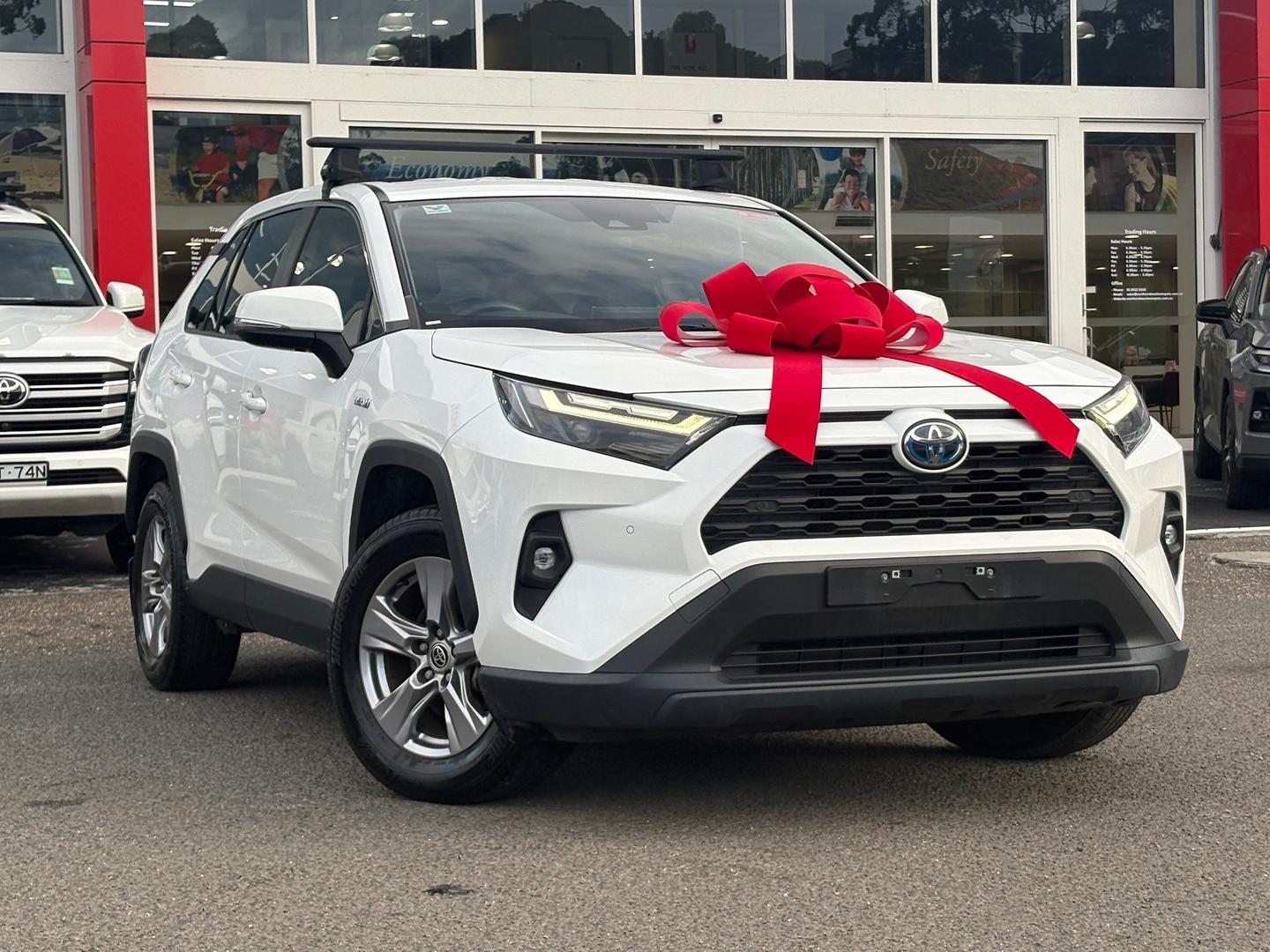 2022 Toyota RAV4 GX AWD in White