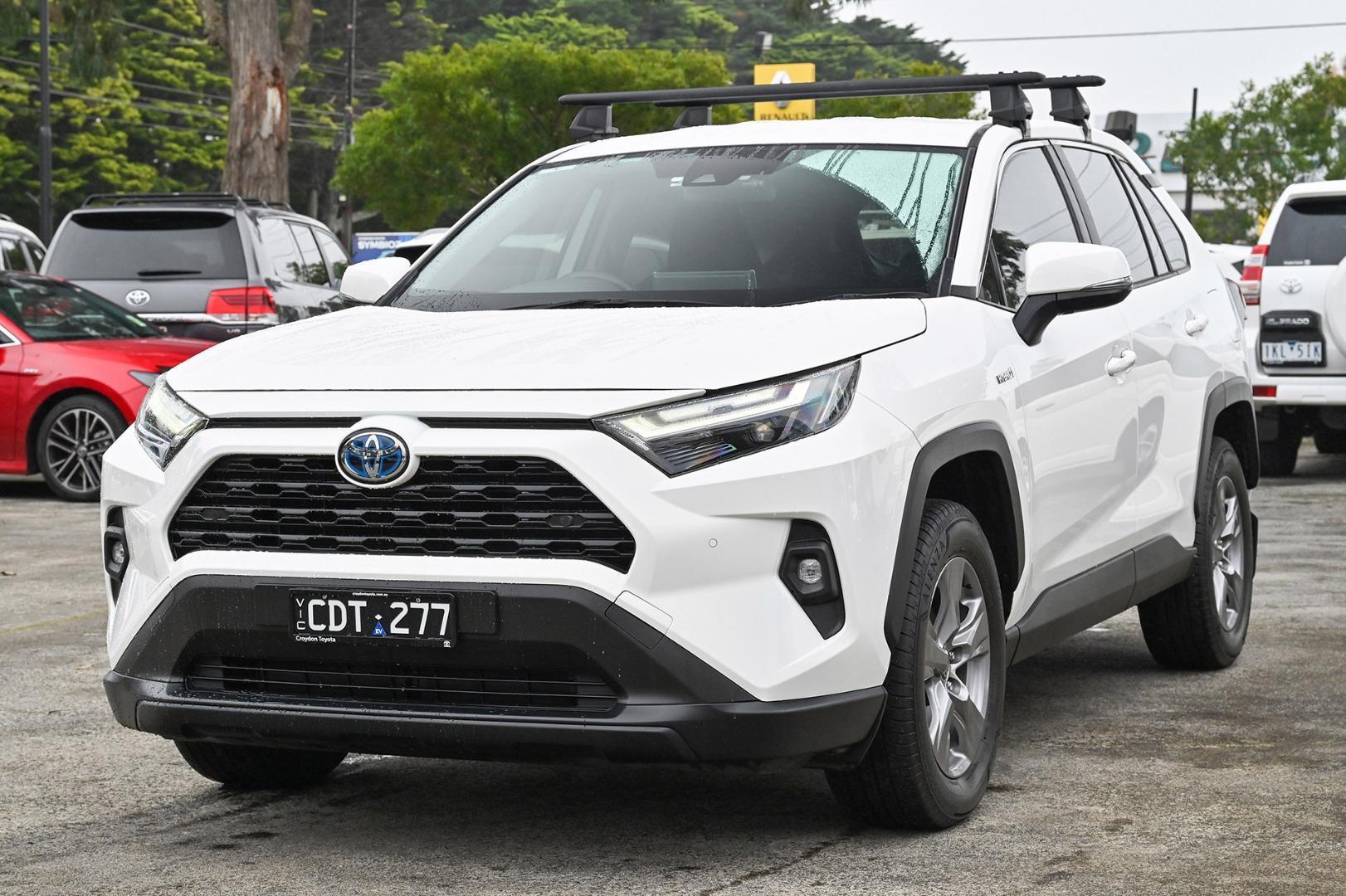 2022 Toyota RAV4 GX AWD in White