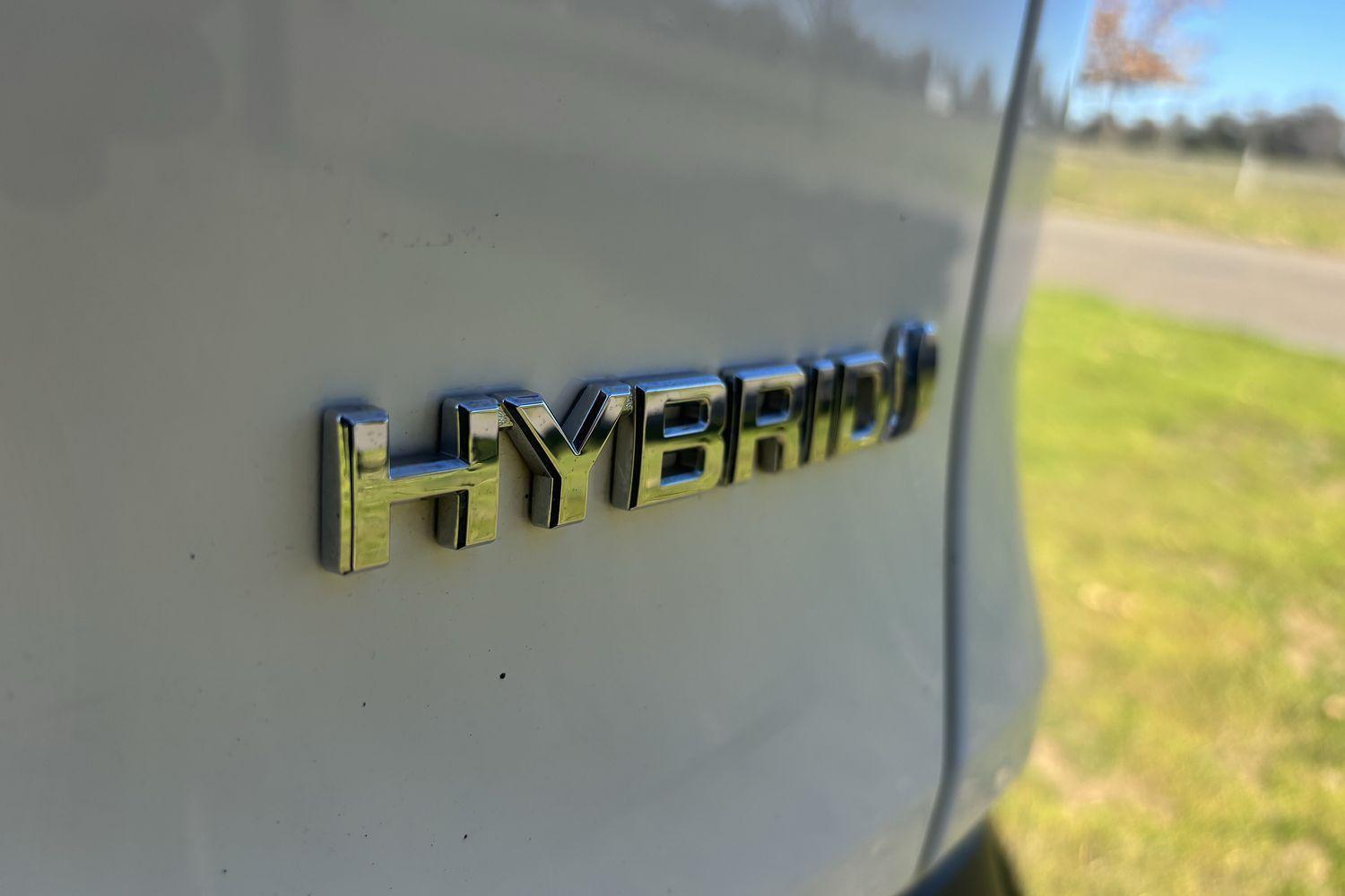 2022 Toyota RAV4 GX AWD in White