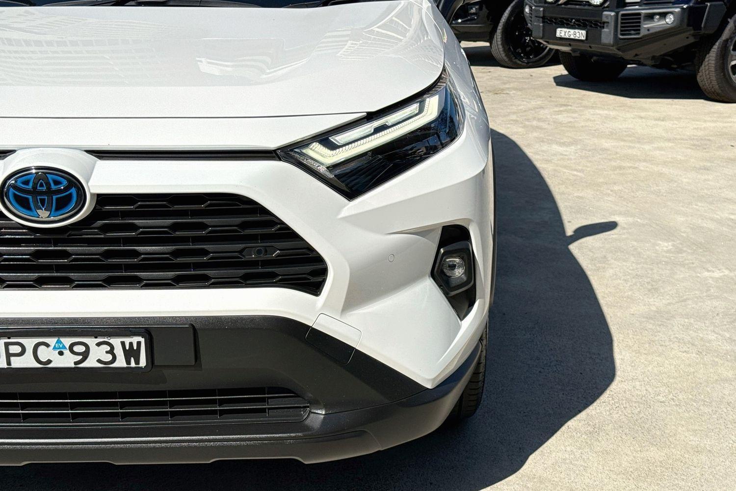 2024 Toyota RAV4 GX AWD in White
