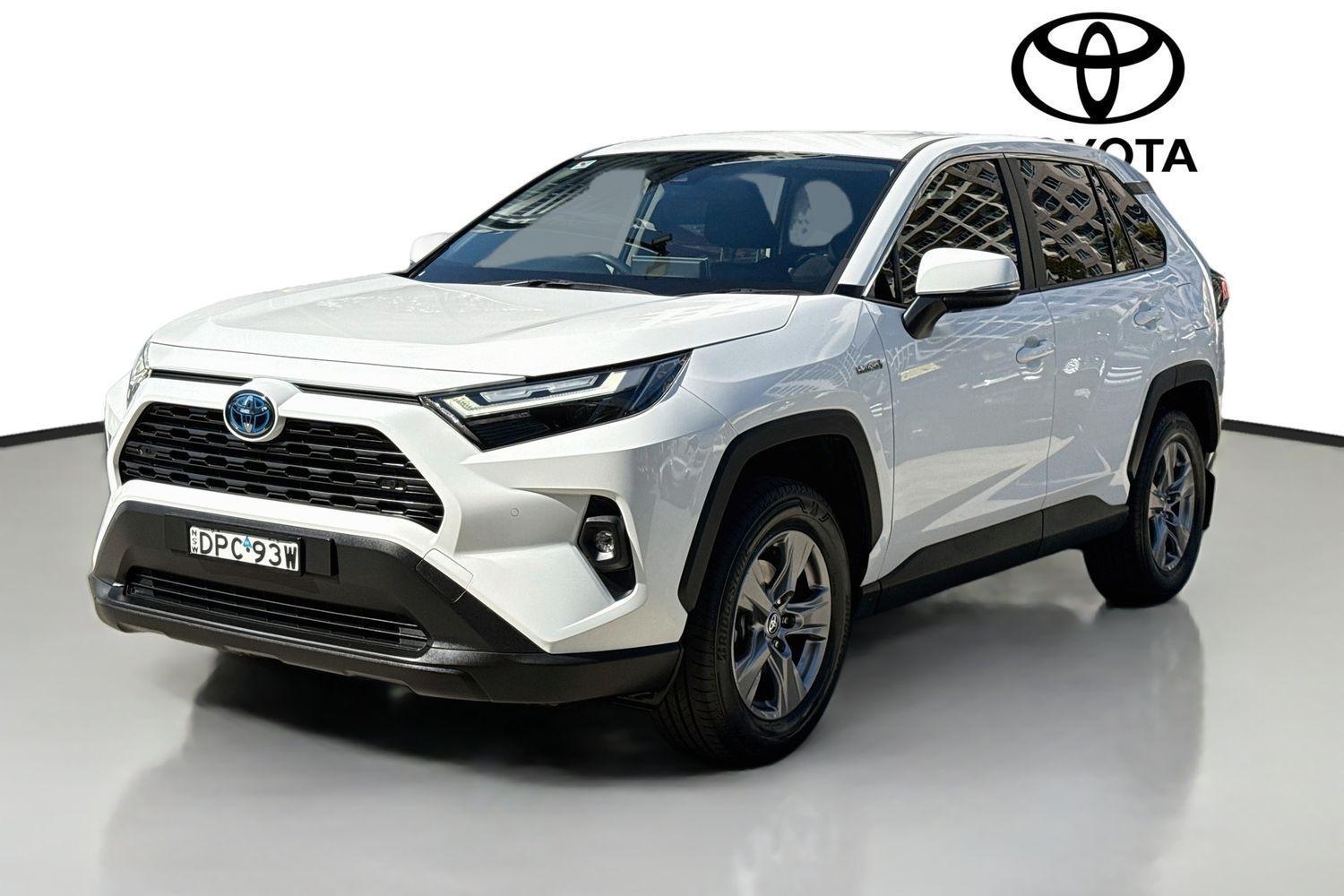 2024 Toyota RAV4 GX AWD in White