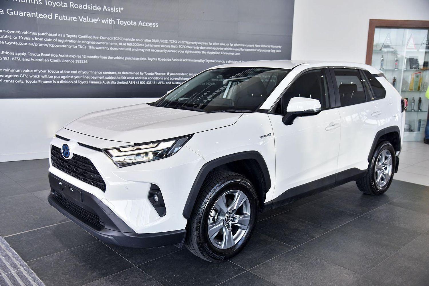 2024 Toyota RAV4 GX AWD in White