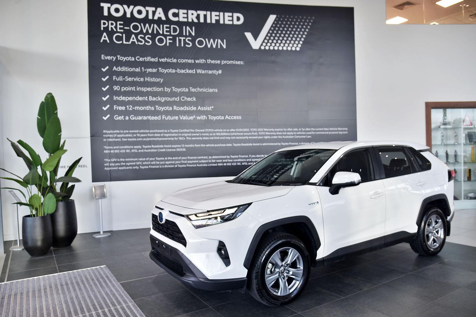 2024 Toyota RAV4 GX AWD in White