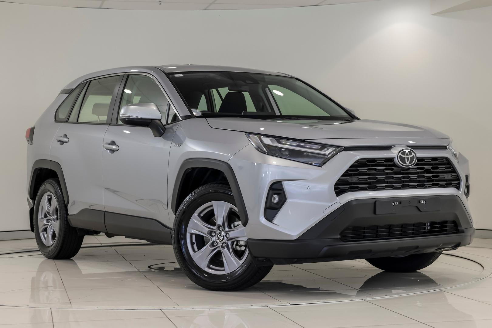 2024 Toyota RAV4 GX AWD in Silver