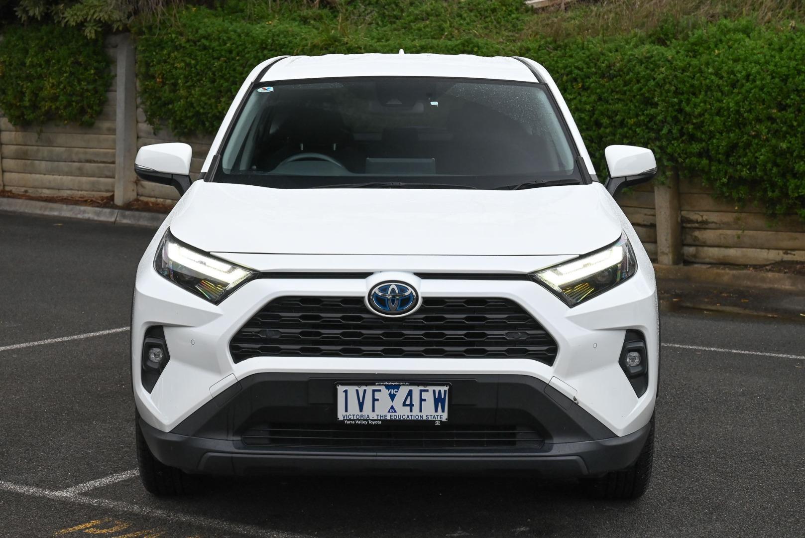 2021 Toyota RAV4 GX AWD in White
