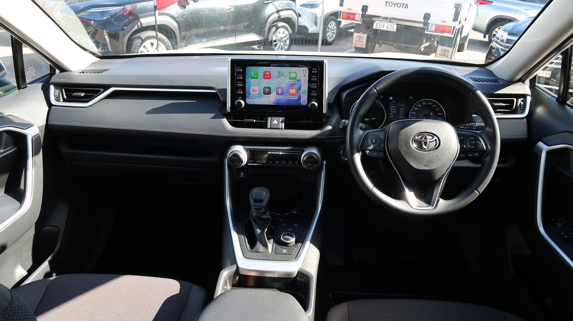 2020 Toyota RAV4 GX AWD in White