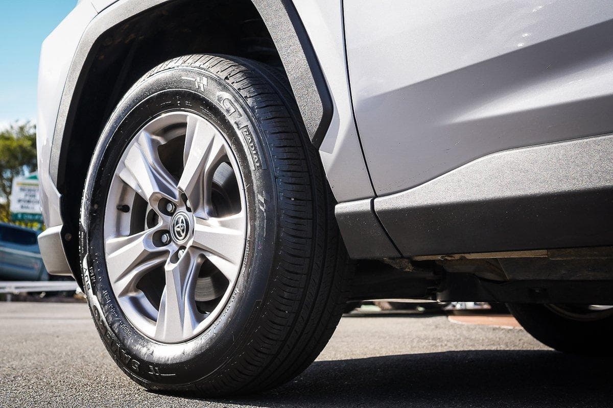 2024 Toyota RAV4 GX AWD in Silver