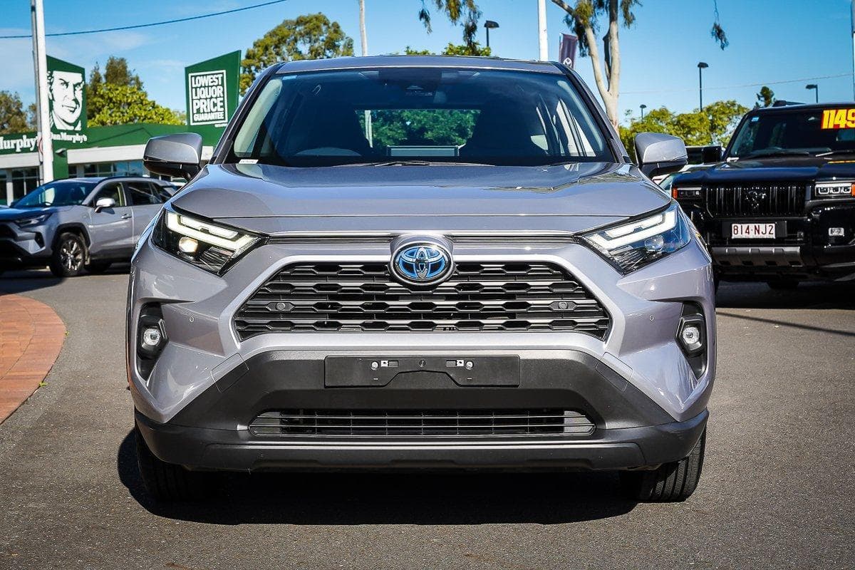 2024 Toyota RAV4 GX AWD in Silver