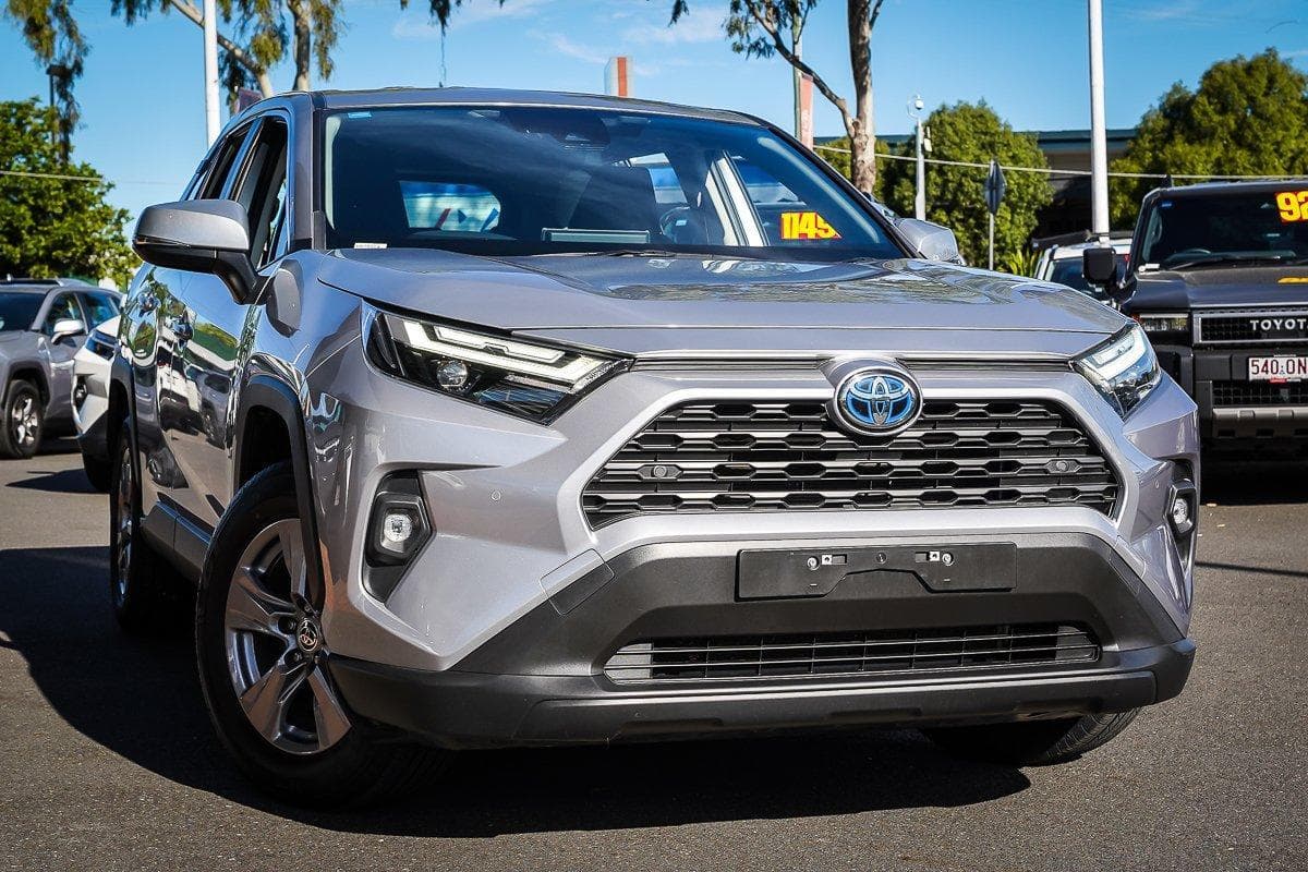 2024 Toyota RAV4 GX AWD in Silver