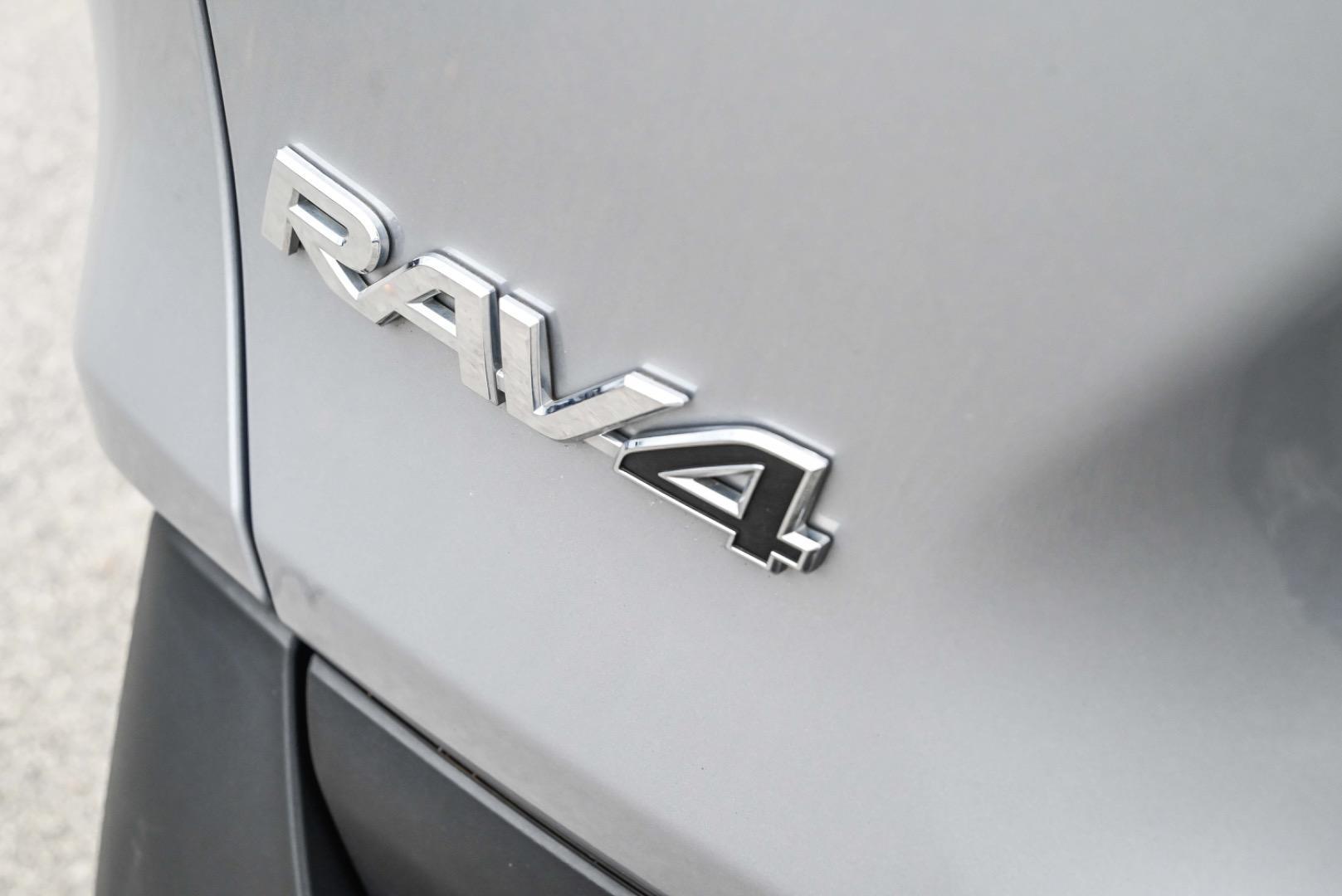 2024 Toyota RAV4 GX AWD in Silver