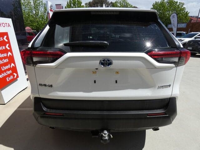 2022 Toyota RAV4 GX AWD in White