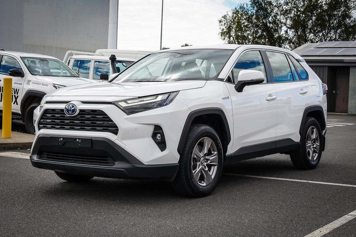 2024 Toyota RAV4 GX in White