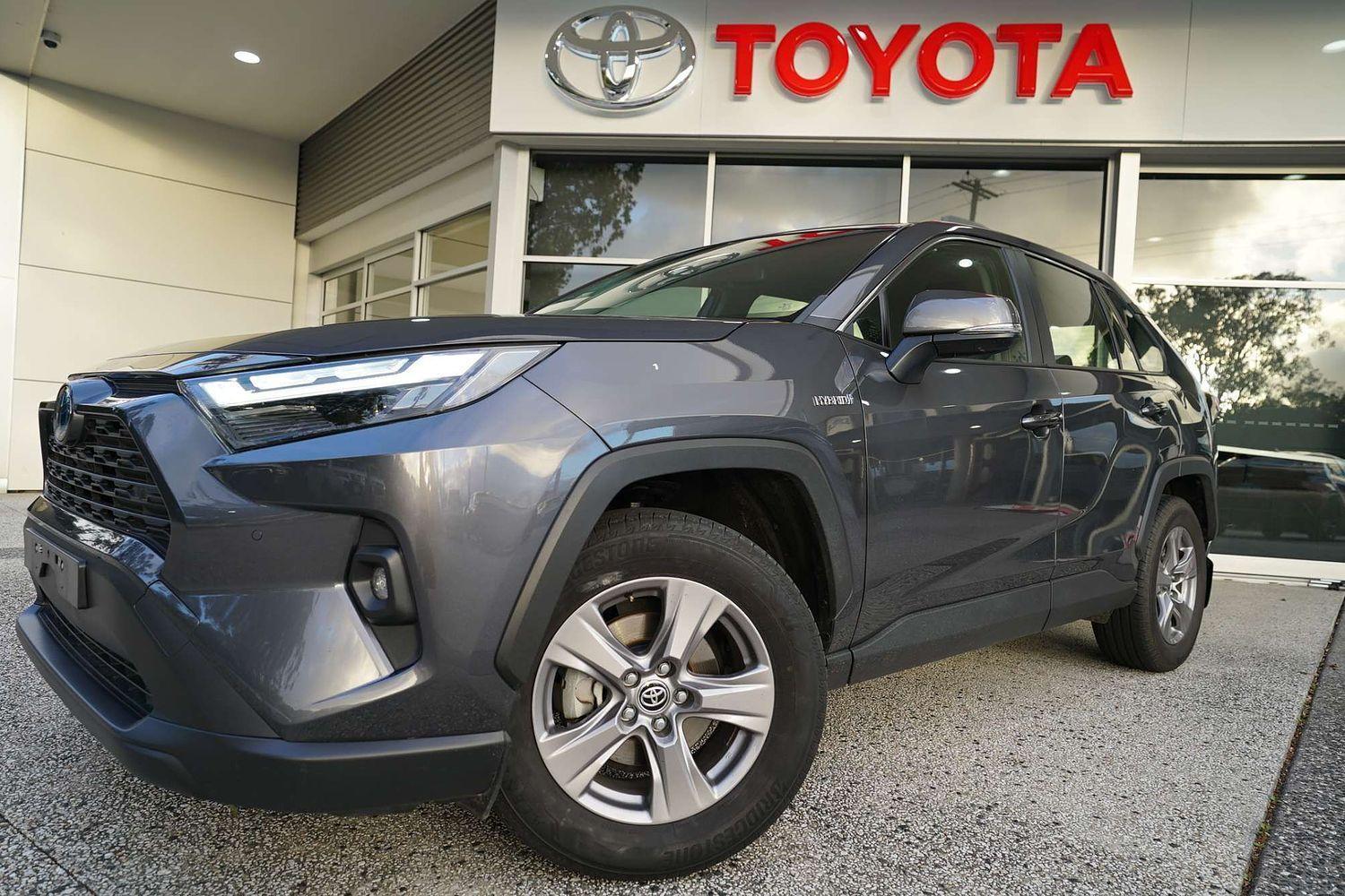 2024 Toyota RAV4 GX AWD in Silver
