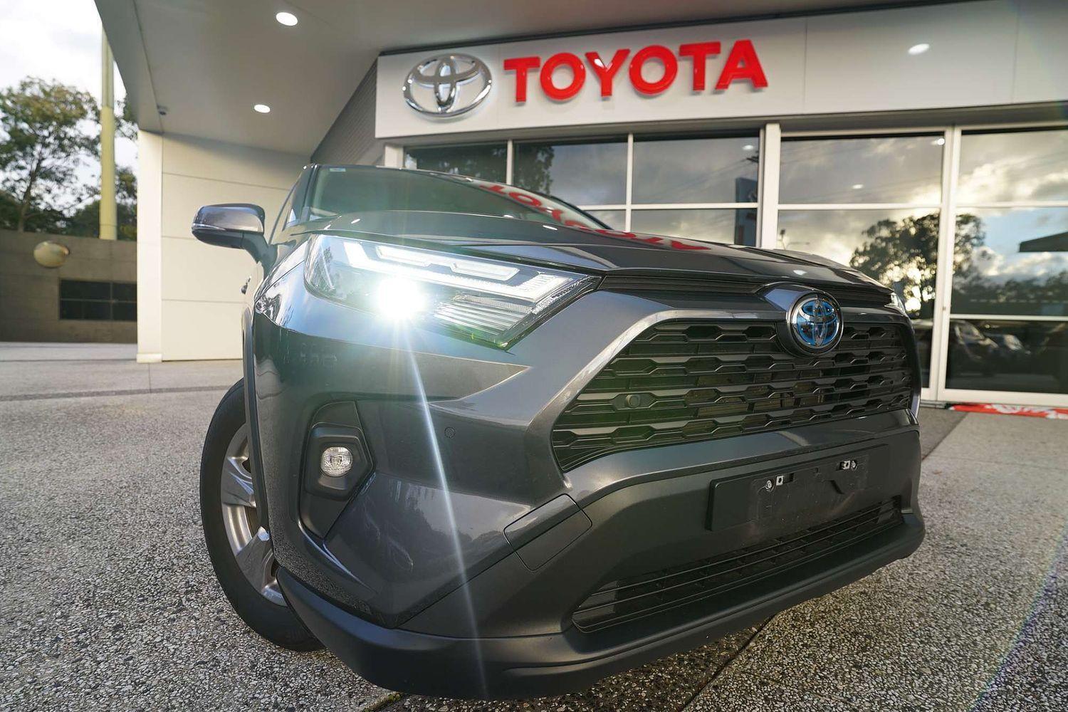 2024 Toyota RAV4 GX AWD in Silver