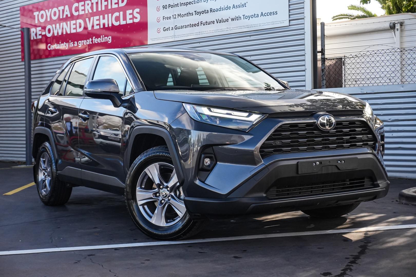 2025 Toyota RAV4 GX AWD in Silver