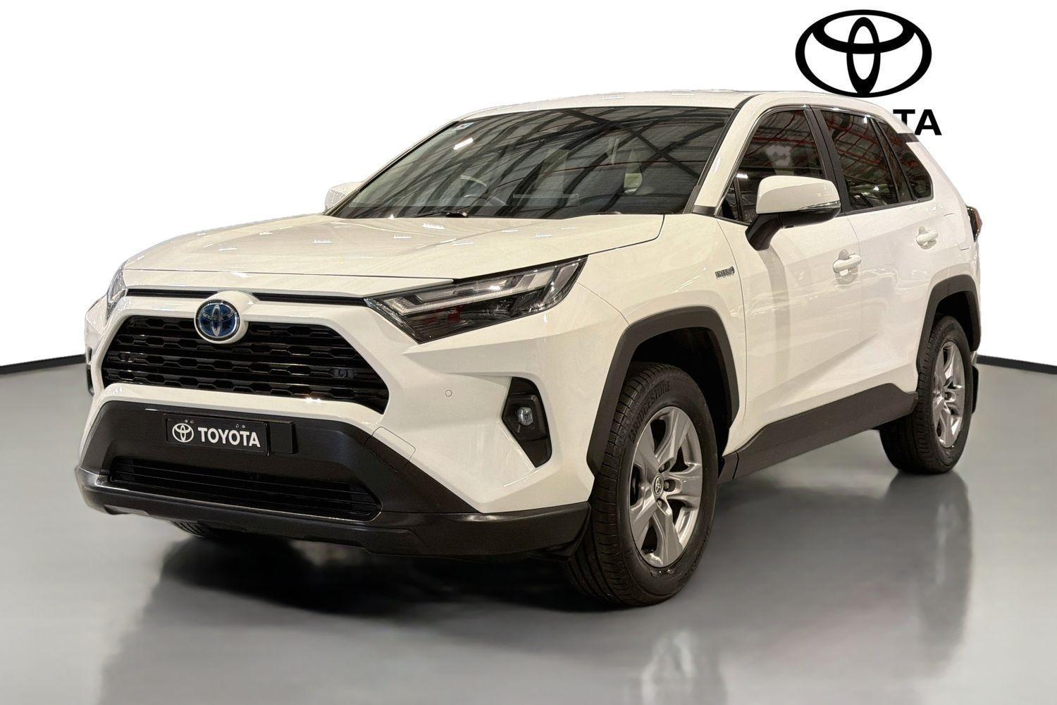 2022 Toyota RAV4 GX AWD in White