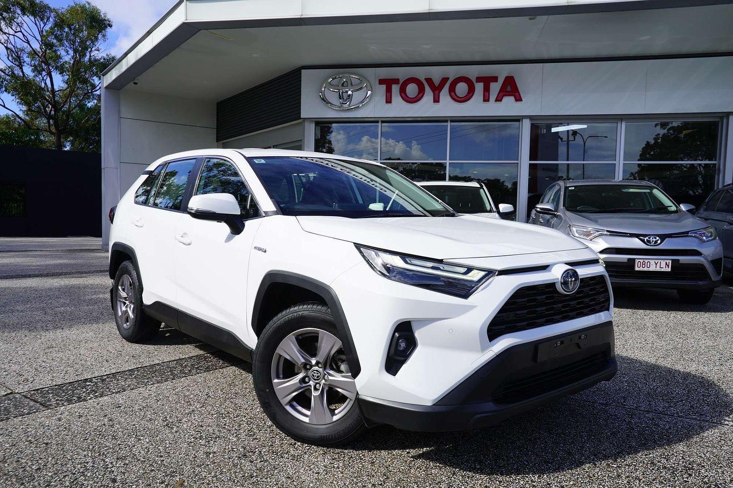 2024 Toyota RAV4 GX AWD in White