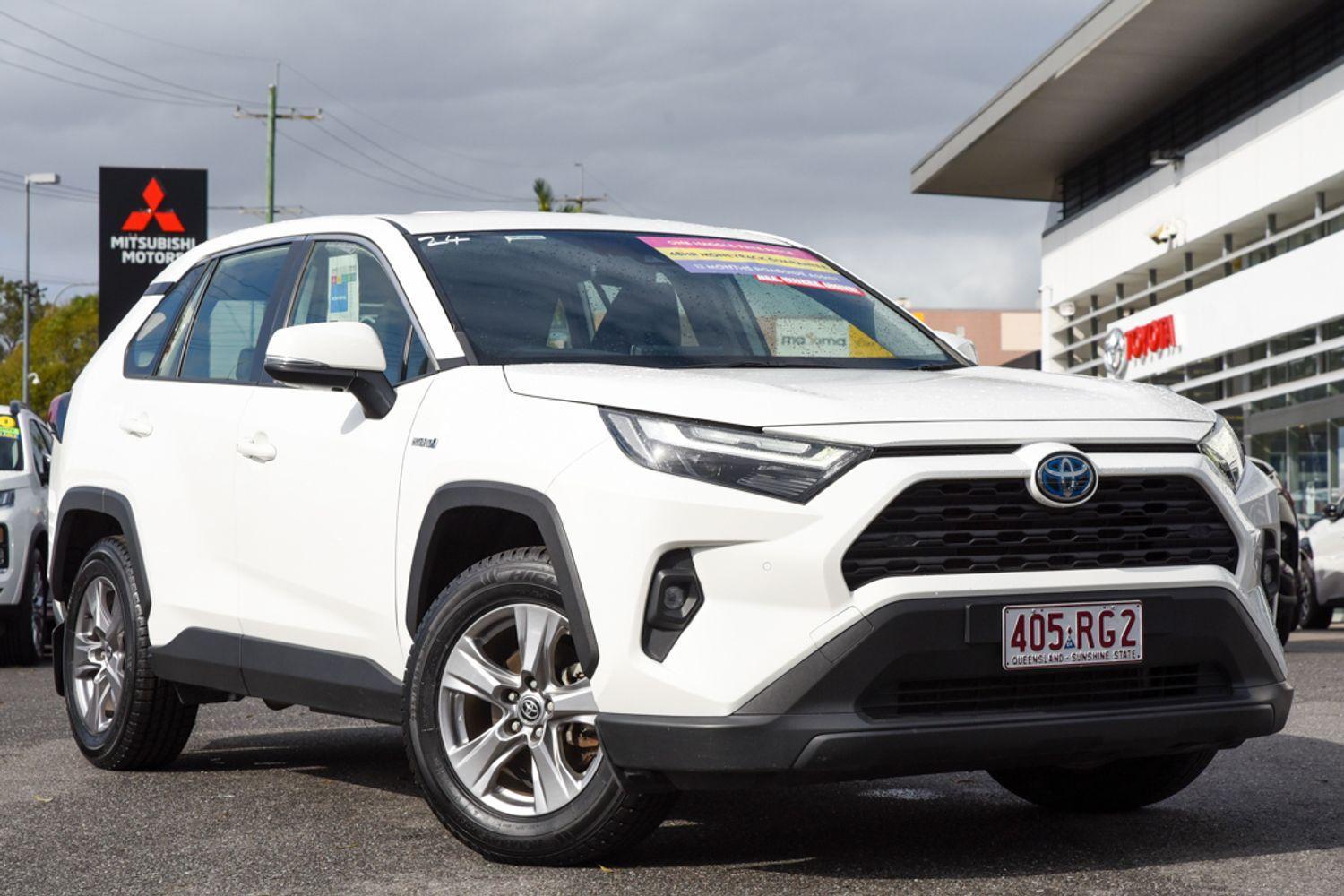 2024 Toyota RAV4 GX AWD in White