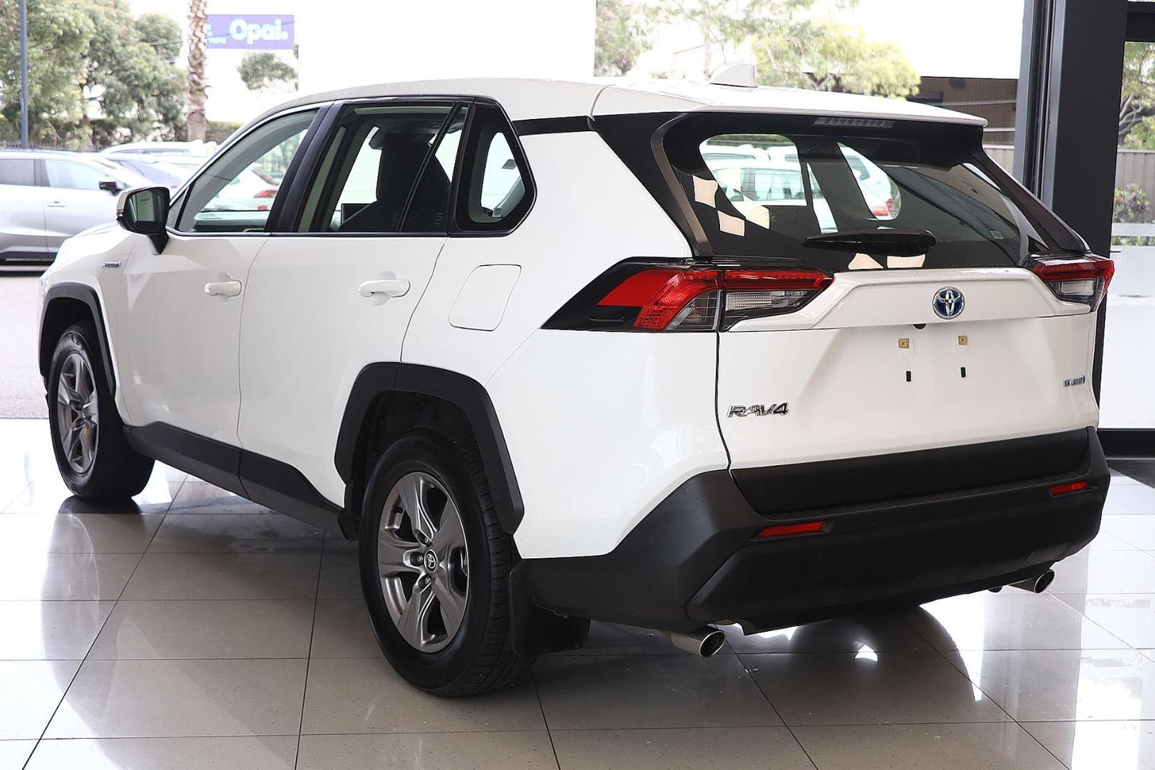 2024 Toyota RAV4 GX AWD in White