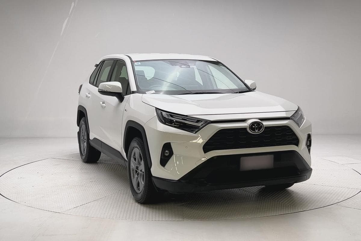 2025 Toyota RAV4 GX AWD in White