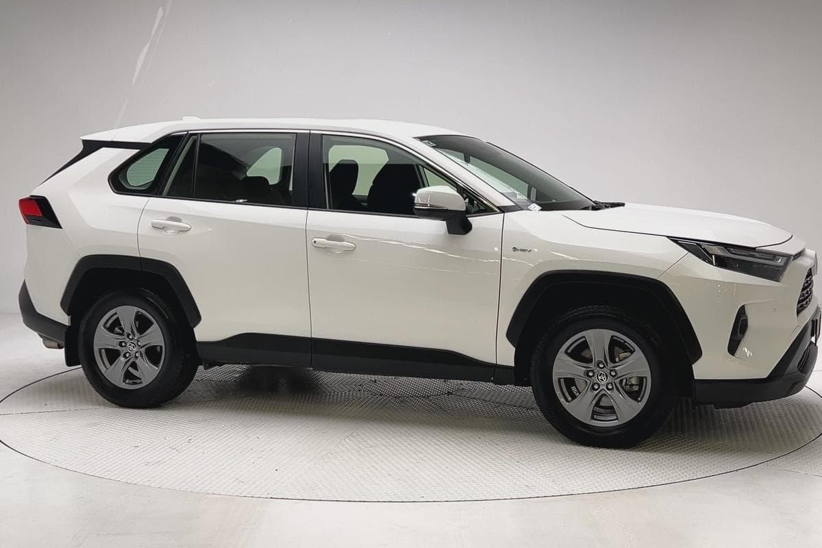 2025 Toyota RAV4 GX AWD in White