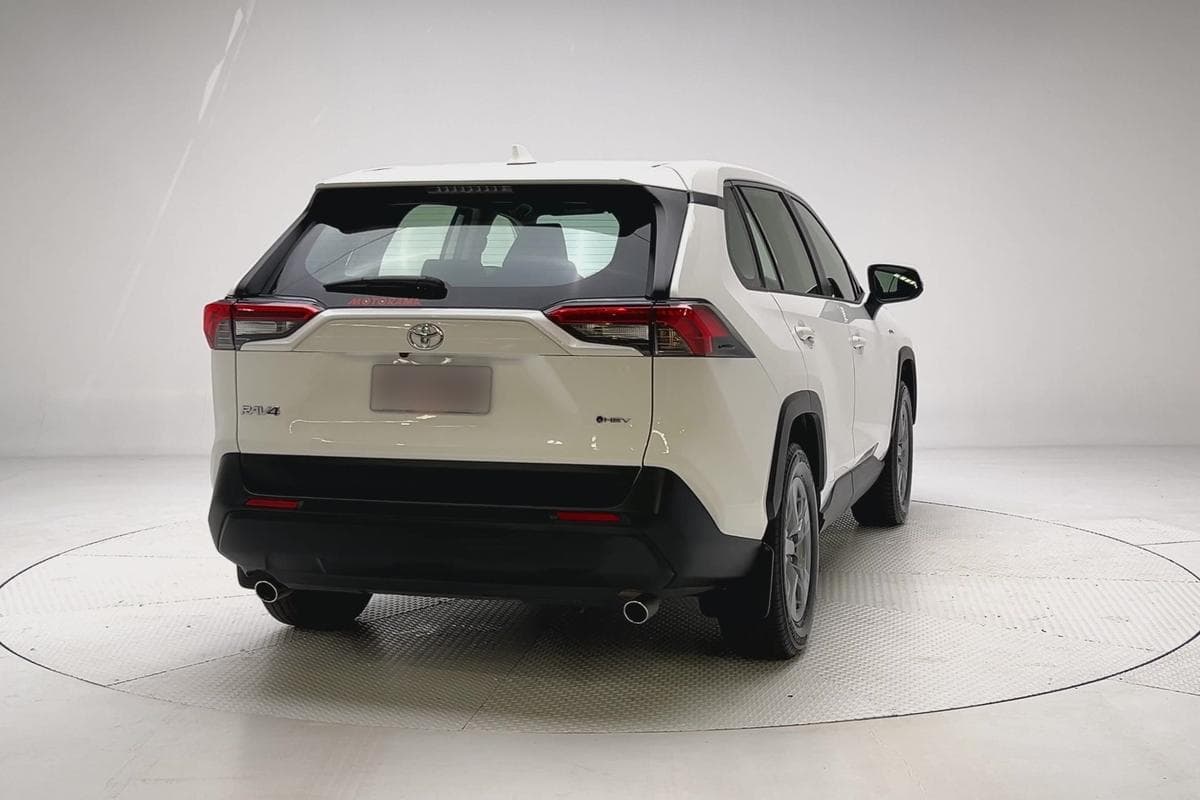 2025 Toyota RAV4 GX AWD in White