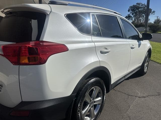2015 Toyota RAV4 GXL AWD in White