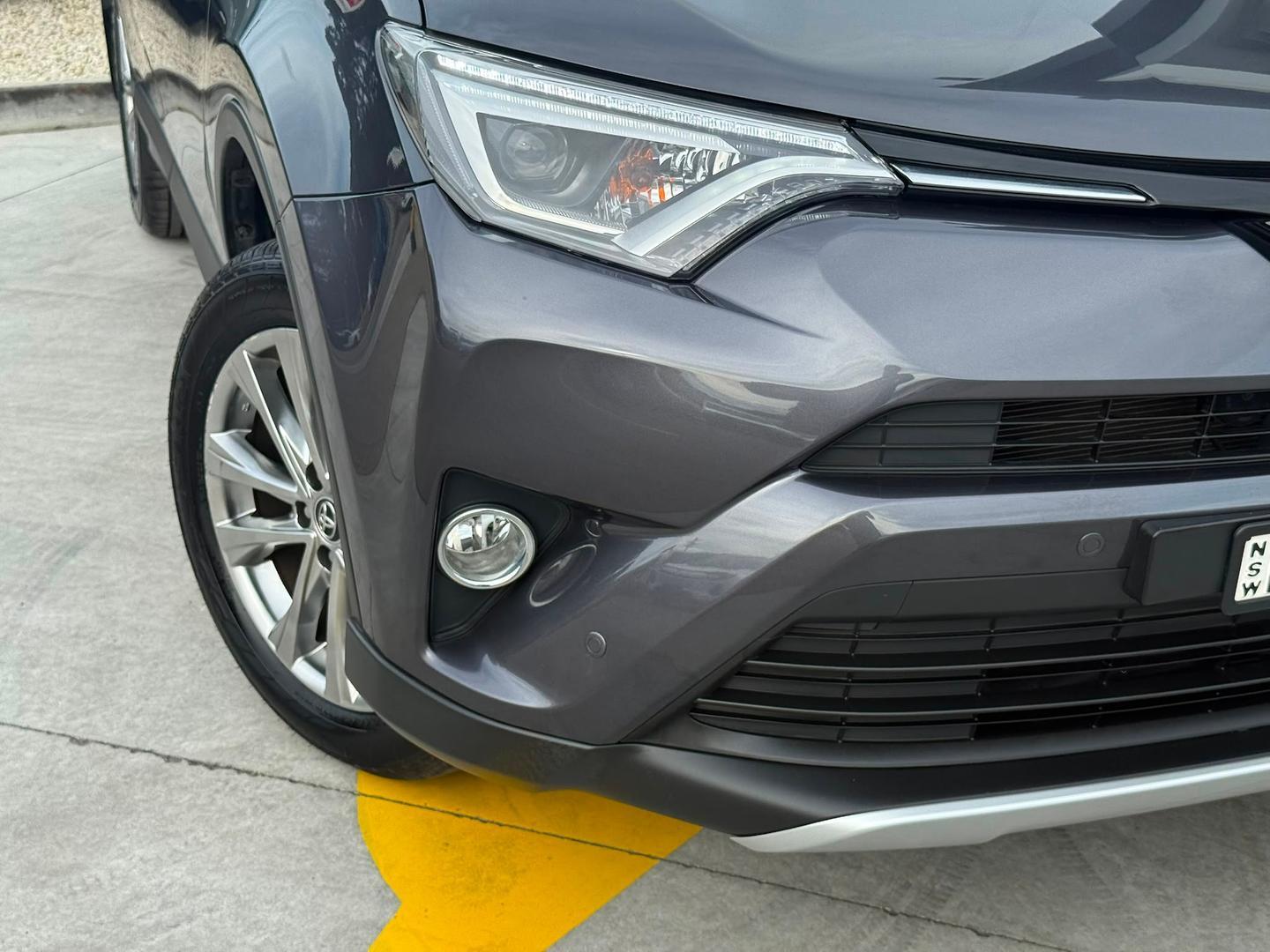 2016 Toyota RAV4 Cruiser-AWD in Silver