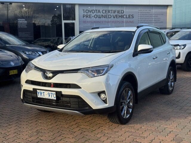 2018 Toyota RAV4 Cruiser-AWD in White