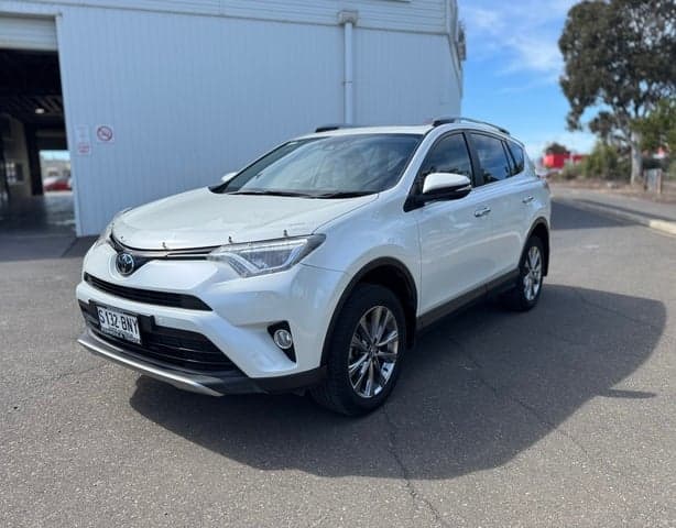 2016 Toyota RAV4 Cruiser-AWD in White