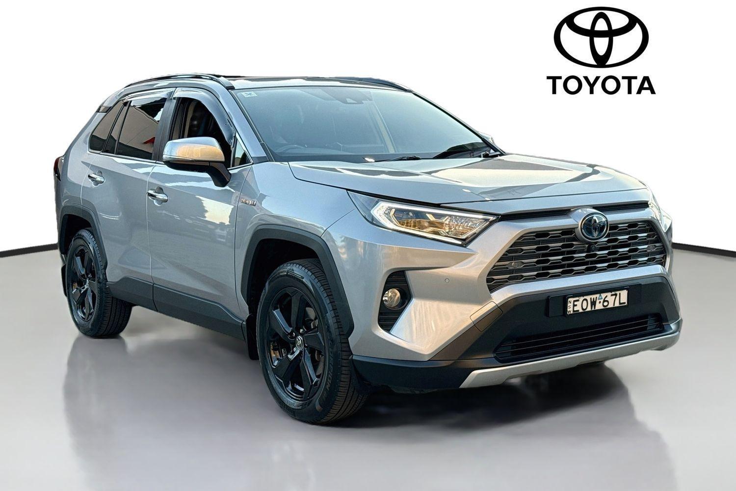 2021 Toyota RAV4 Cruiser-AWD in Silver