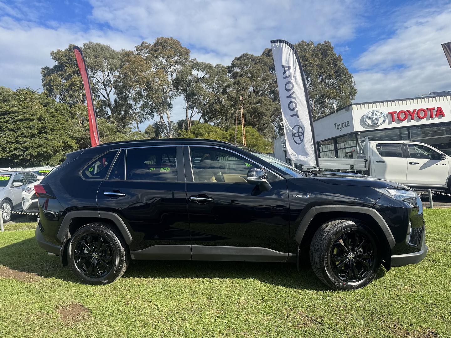 2023 Toyota RAV4 Cruiser-AWD in Black
