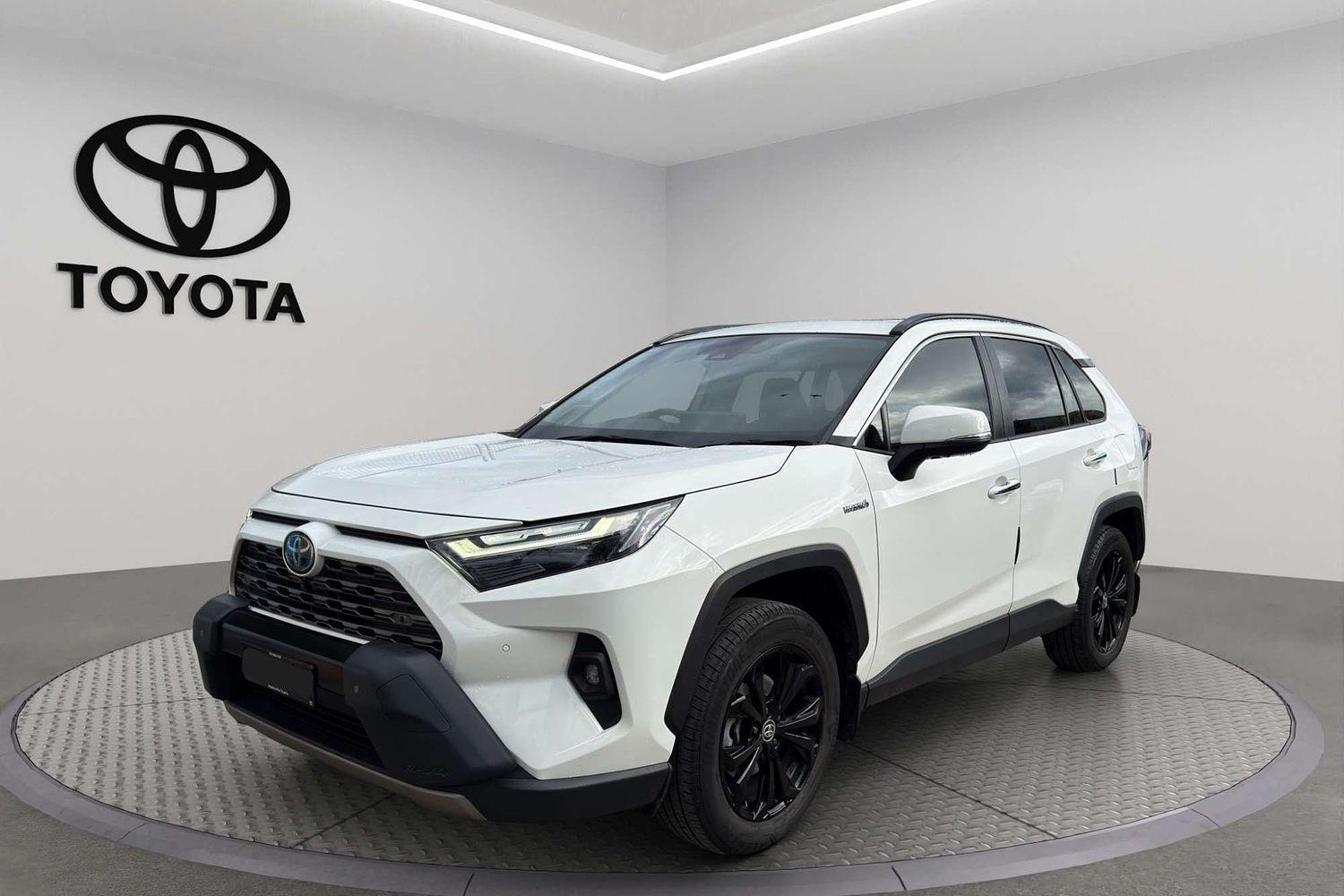 2023 Toyota RAV4 Cruiser-AWD in White