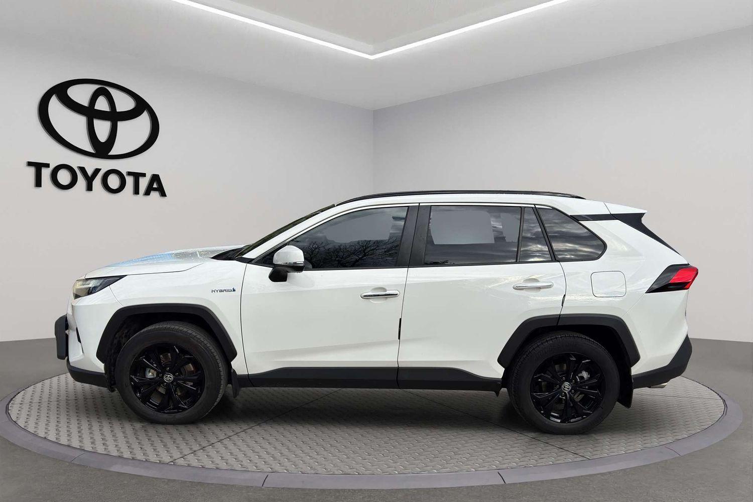 2023 Toyota RAV4 Cruiser-AWD in White