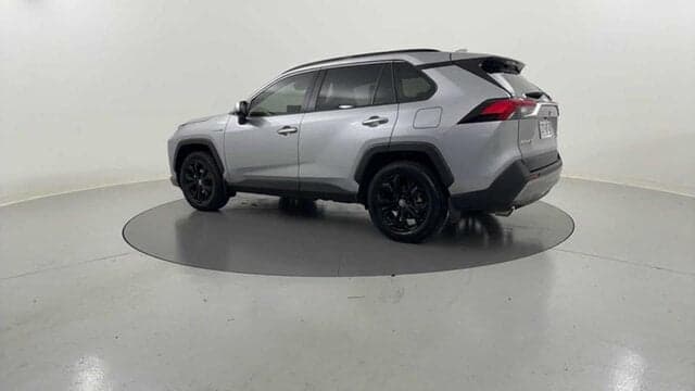 2023 Toyota RAV4 Cruiser-AWD in Silver
