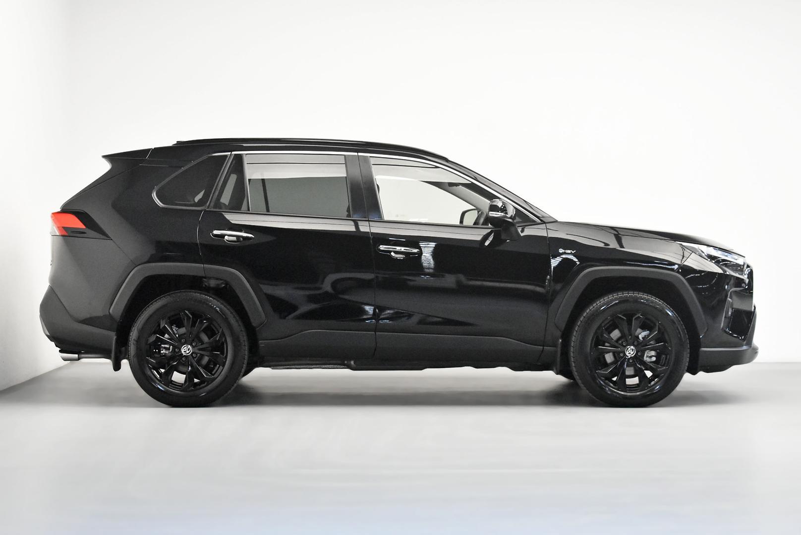 2025 Toyota RAV4 Cruiser-AWD in Black