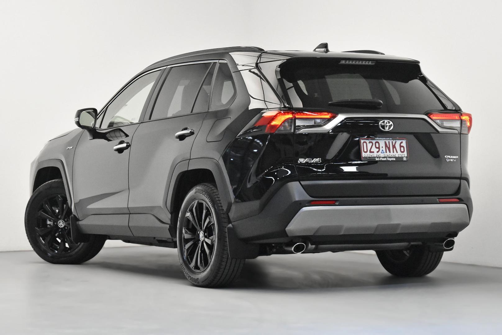 2025 Toyota RAV4 Cruiser-AWD in Black