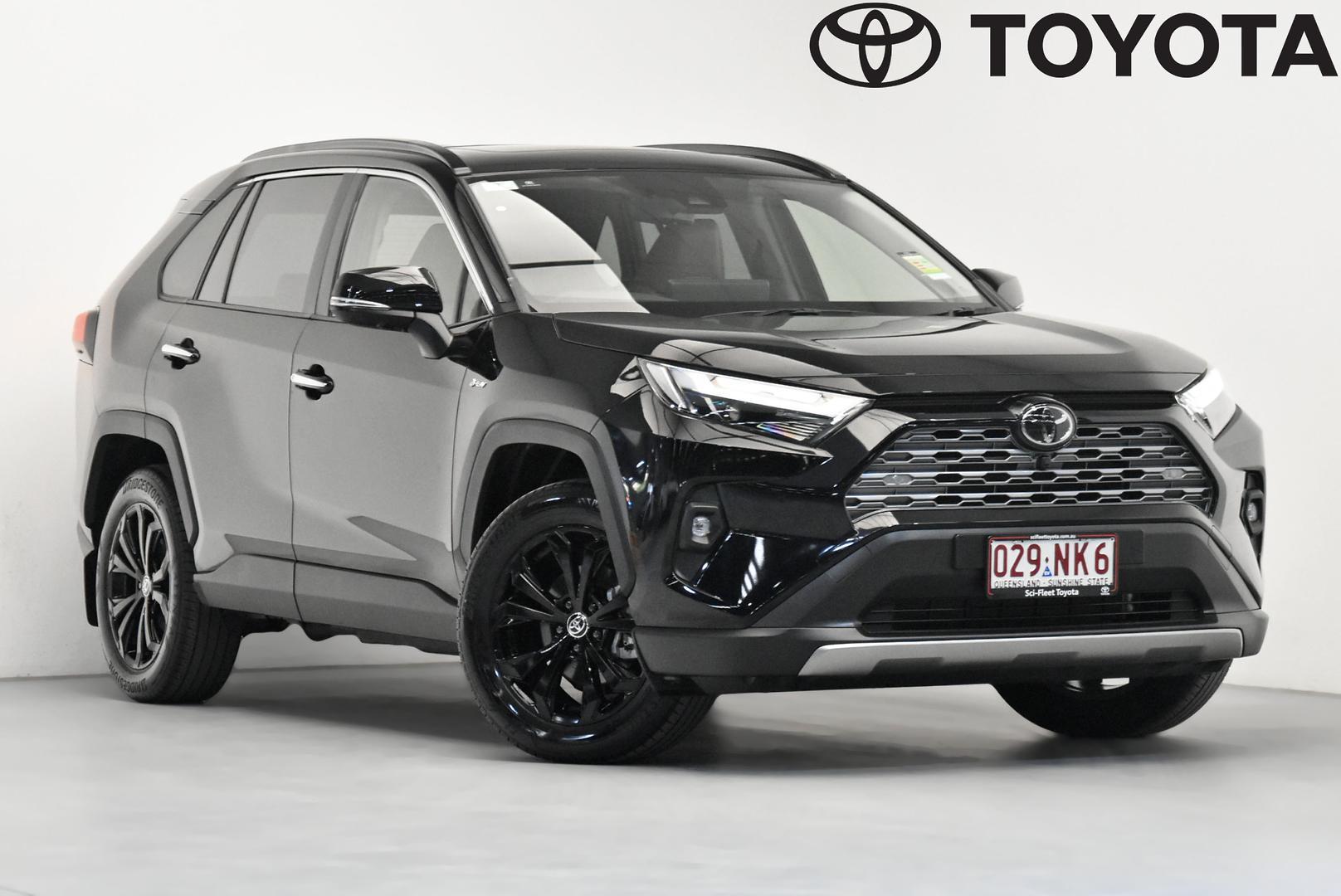 2025 Toyota RAV4 Cruiser-AWD in Black