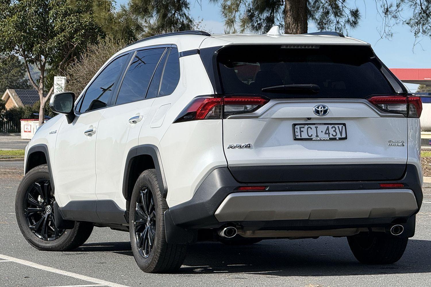 2023 Toyota RAV4 Cruiser-AWD in White