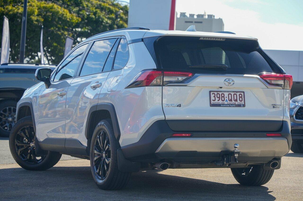 2025 Toyota RAV4 Cruiser-AWD in White